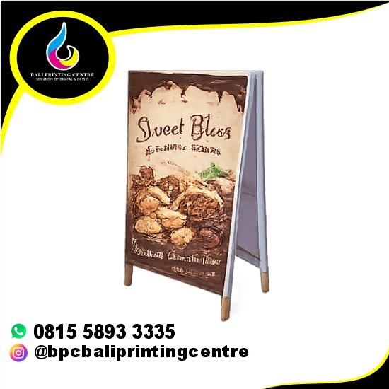 Standing Banner Segitiga Korchin UV 70×100